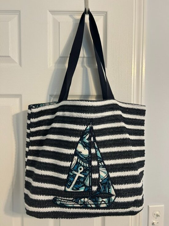 Vera Bradley Handbags - Vera Bradley Shore Enough Sailboat Straw Tote Beach Bag Navy/White Stripe
